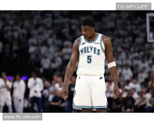 森林狼社媒庆祝马年爱德华兹今日穿中国新年配色AE2展现节日气氛 森林狼社媒庆祝马年爱德华兹今日穿中国新年配色AE2展现节日气氛