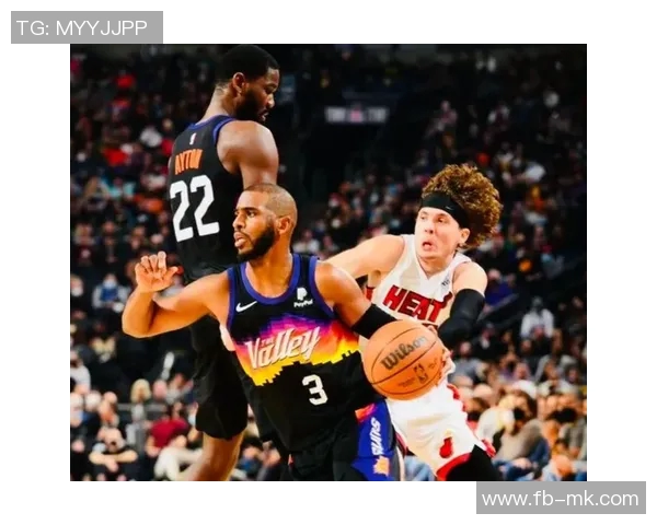 爱德华兹第三节火力全开9中7狂砍19分助球队逆转局势