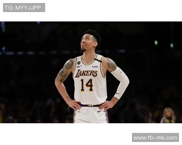 基德称浓眉体能逐渐符合球队需求38分钟出场有助于恢复