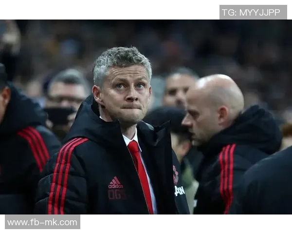 索尔斯克亚现身柴郡引发猜测或将重返曼联担任临时主帅 索尔斯克亚现身柴郡引发猜测或将重返曼联担任临时主帅