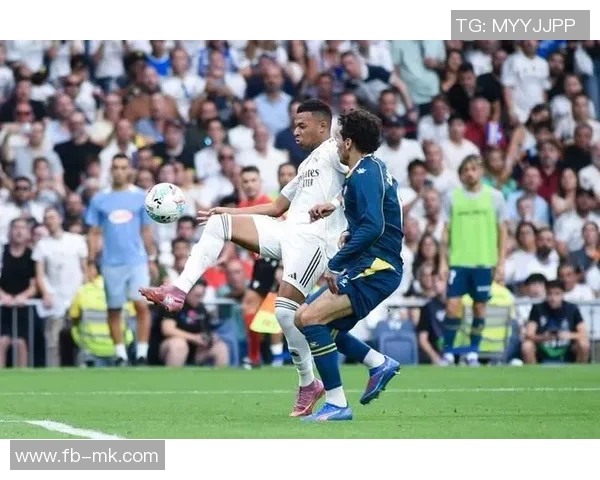 多特蒙德关注皇马青训后卫巴尔德佩尼亚斯将面临药厂和枪手竞争